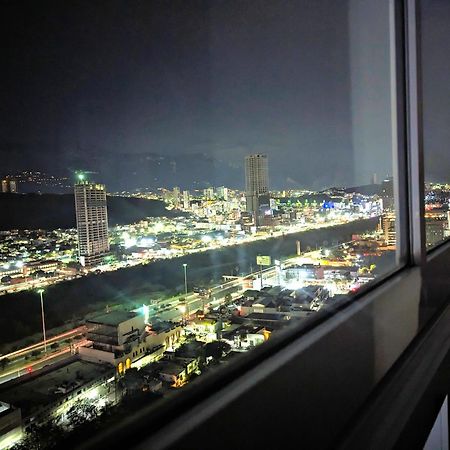 Stylish Panoramic Views City Loft 蒙特雷 外观 照片